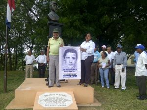 img-20120211-04383