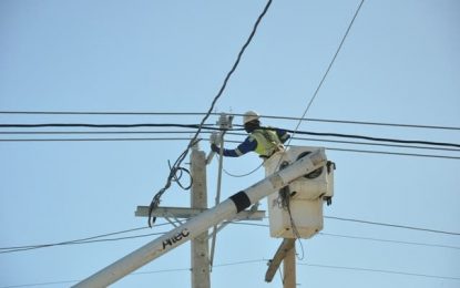 Falla en el sistema eléctrico provoca apagones en provincias del Este